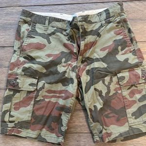 Dockers Men’s Cargo Shorts Size 34 Green Camouflage